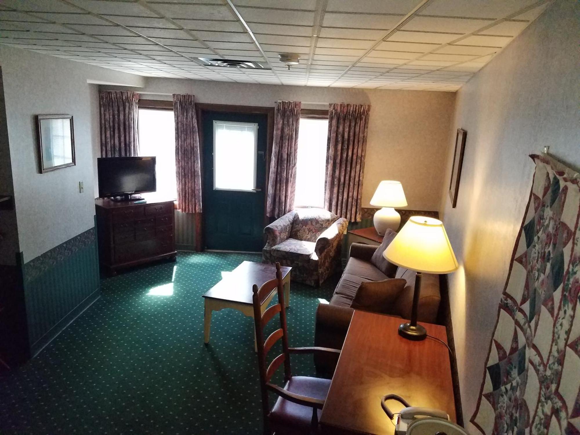Potawatomi Inn & Cabins Angola Szoba fotó
