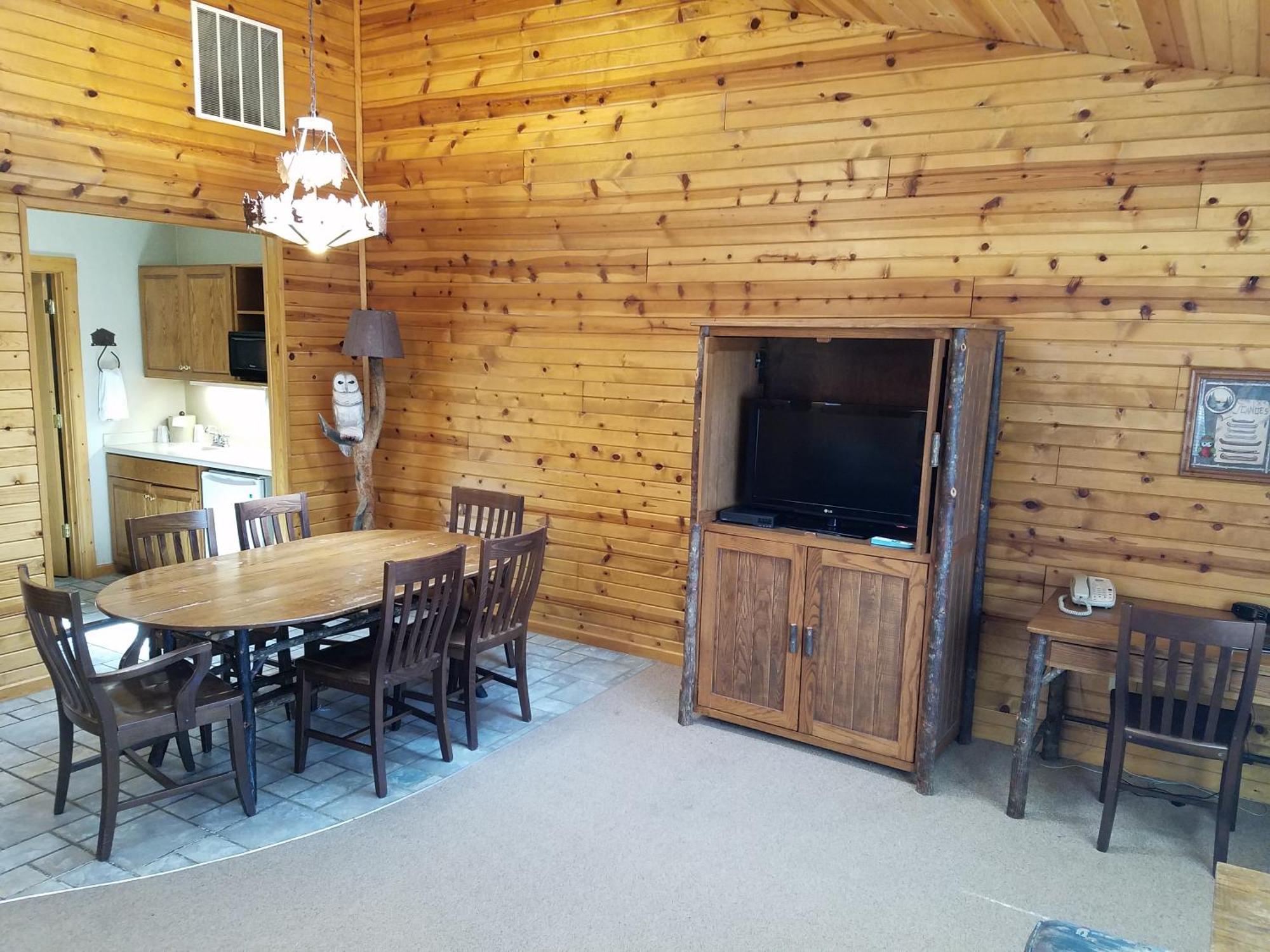 Potawatomi Inn & Cabins Angola Szoba fotó