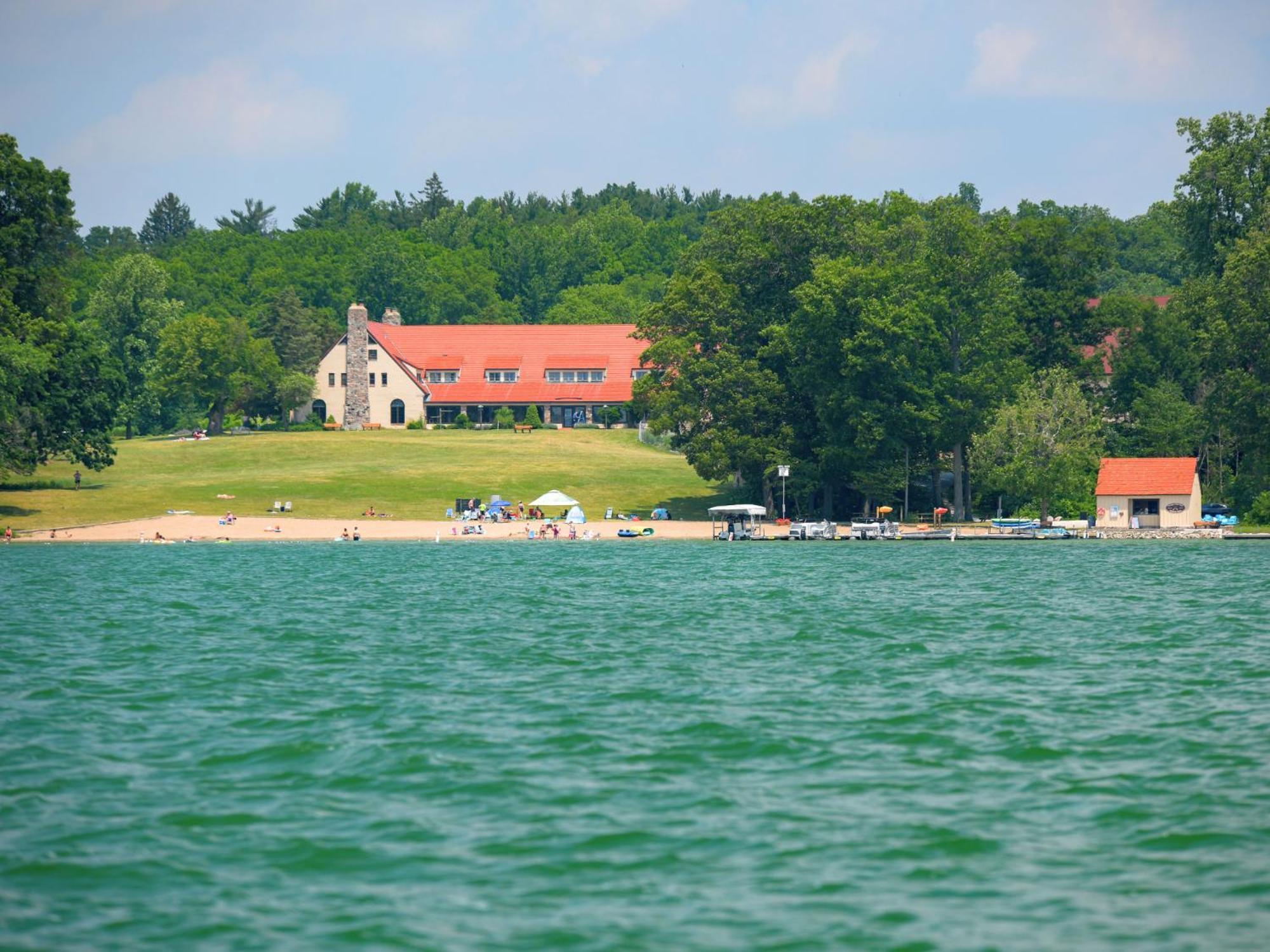 Potawatomi Inn & Cabins Angola Kültér fotó