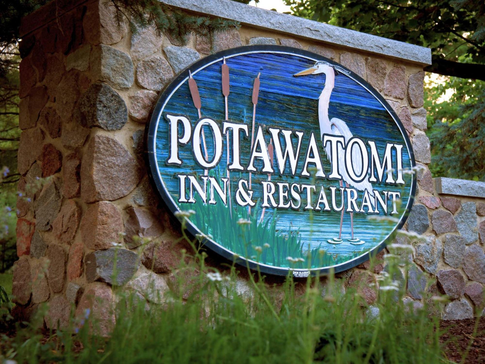 Potawatomi Inn & Cabins Angola Kültér fotó